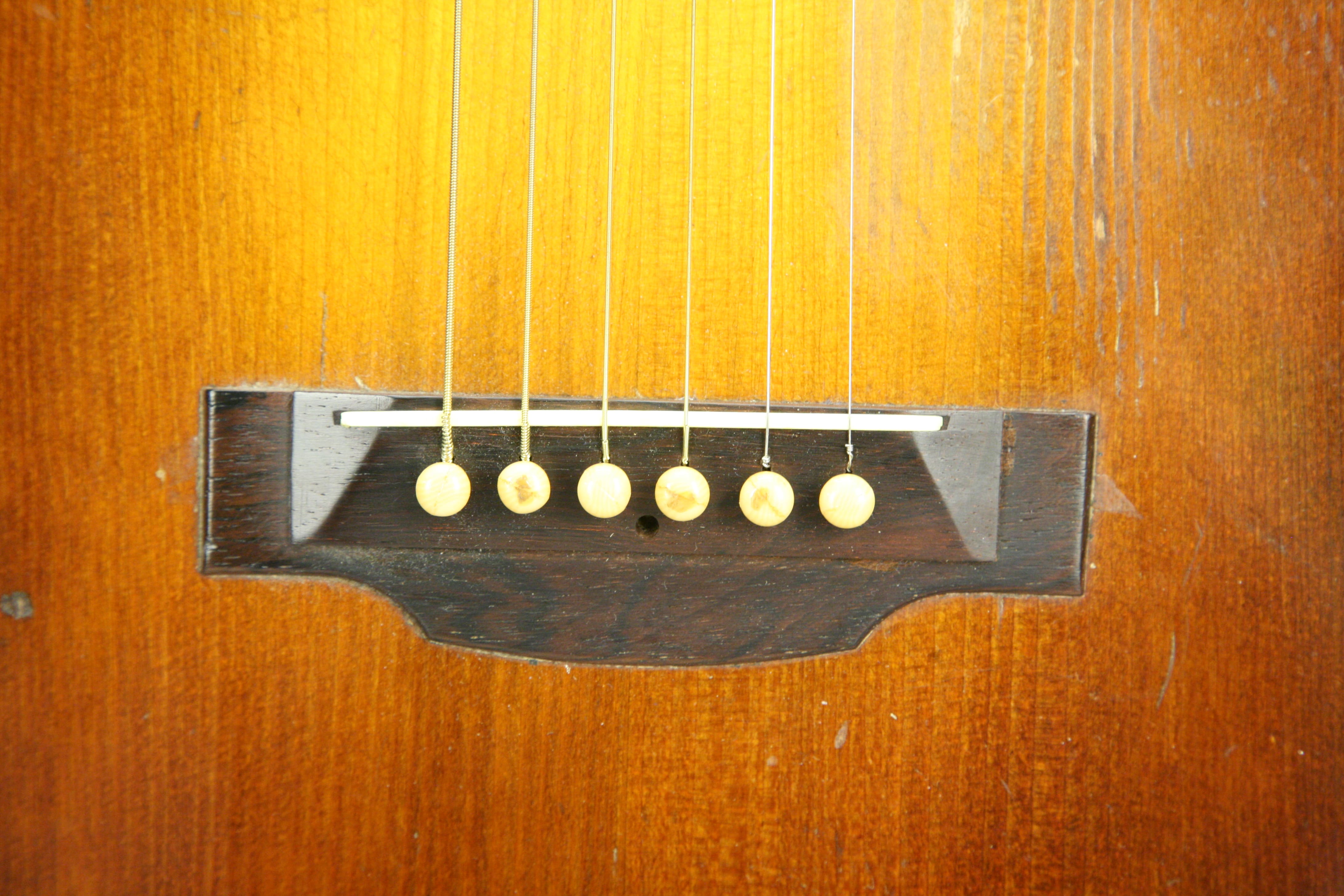 Gibson Nick Lucas