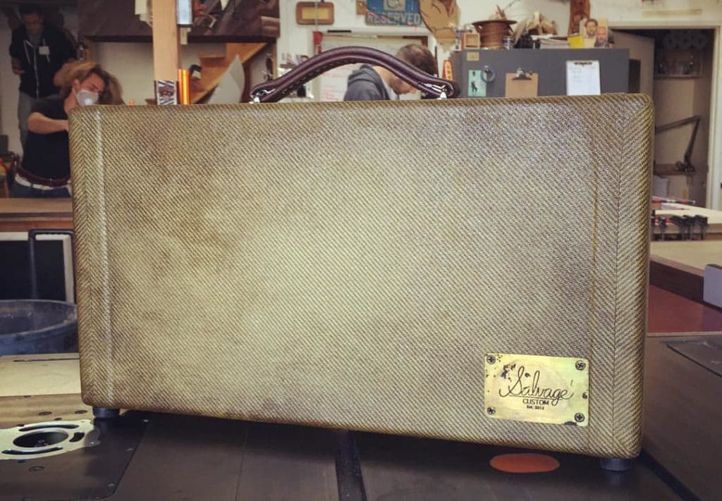 salvageCaseInShop