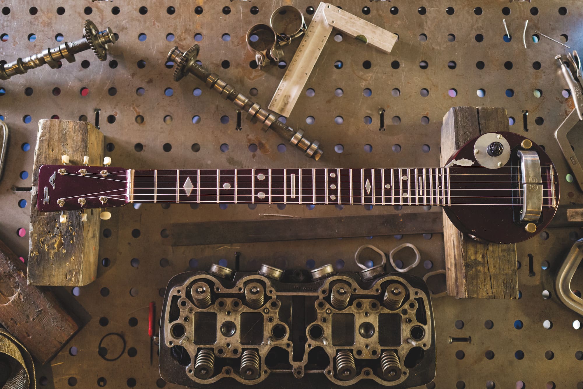 The First Bigsby: The first instrument made by Paul Bigsby