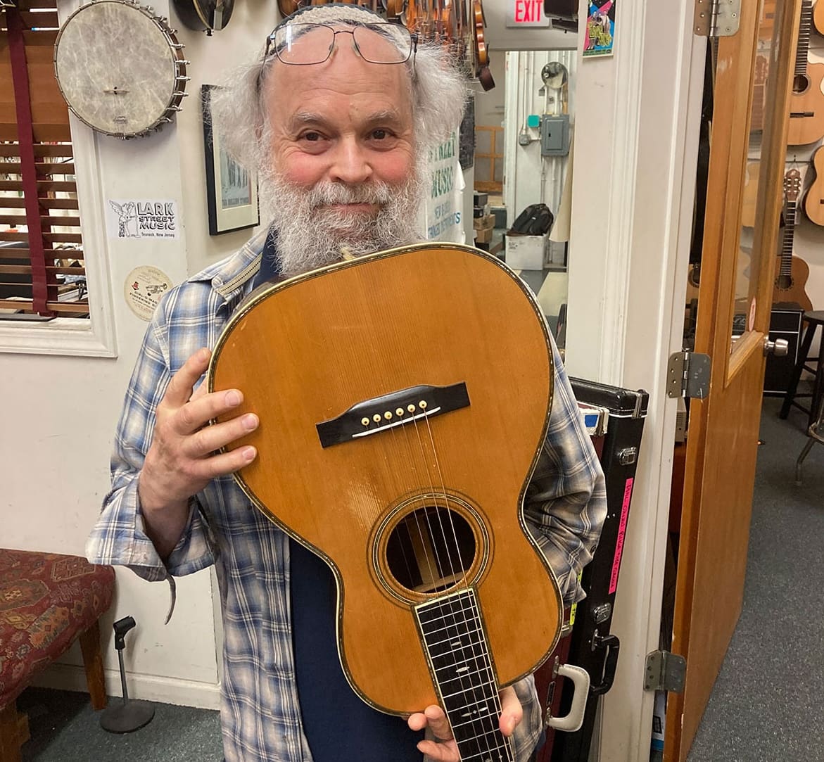 Podcast 493: Lark Street Music’s Buzzy Levine - Fretboard Journal
